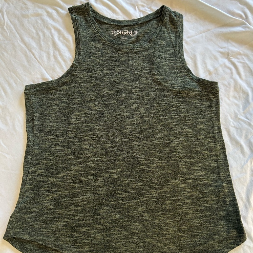 Mudd Women's heathered olive green Tank Top size large